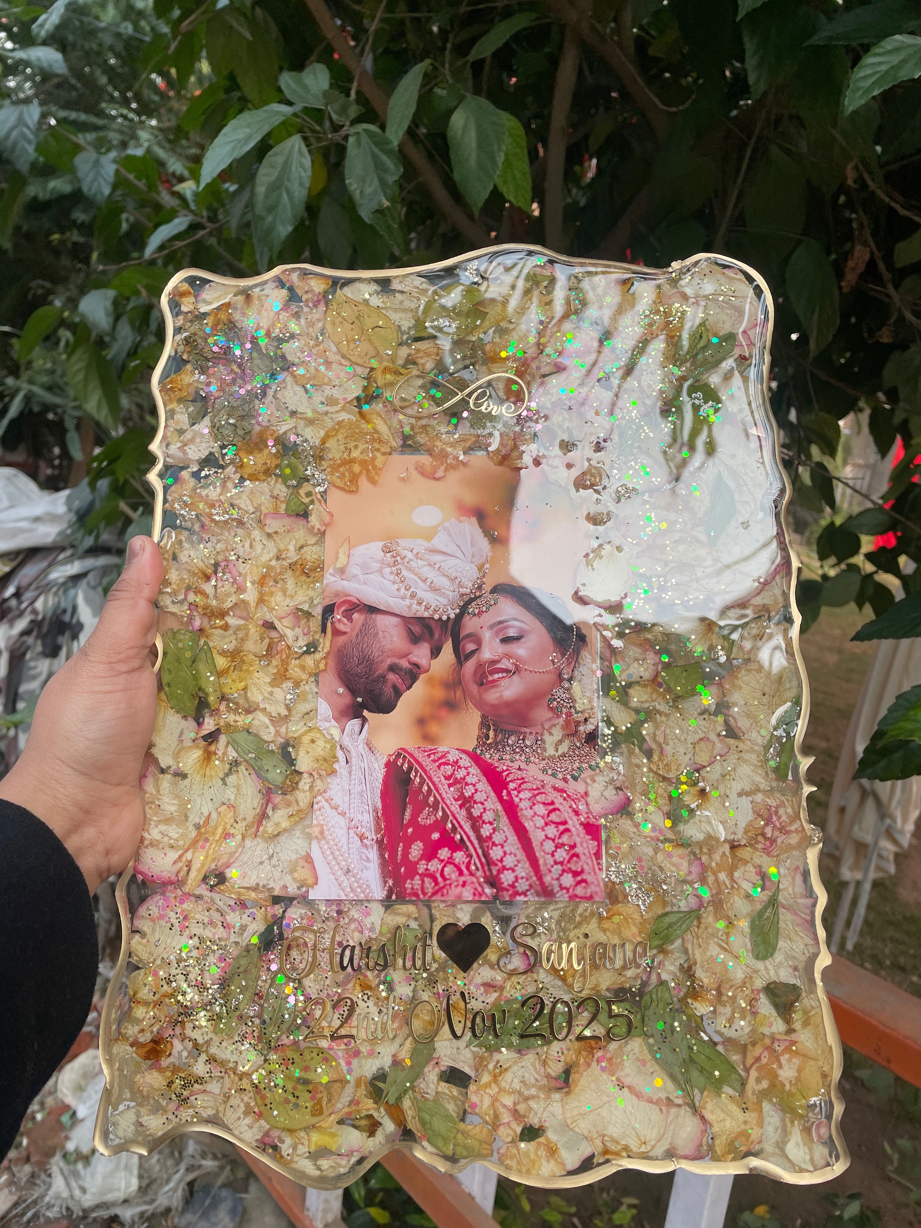 Resin Rectangular Frame with Preserved Flowers