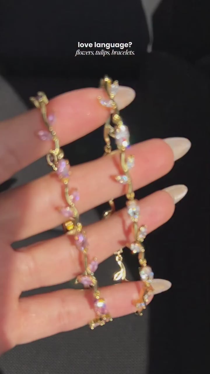 Baby pink Tulip bracelet